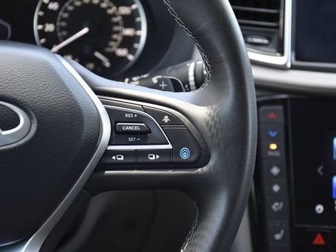 Used 2025 INFINITI QX50 Luxe AWD/4WD image 9