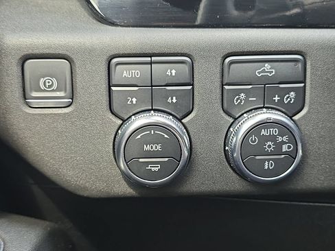 Certified 2023 GMC Sierra 1500 Elevation AWD/4WD image 29