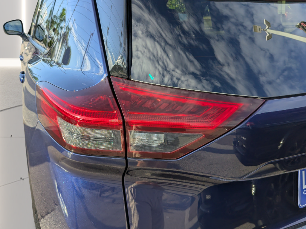 Used 2025 Nissan Rogue Platinum FWD image 8