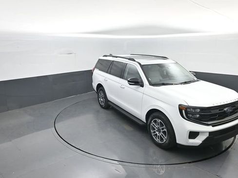 New 2026 Ford Expedition Active AWD/4WD image 24