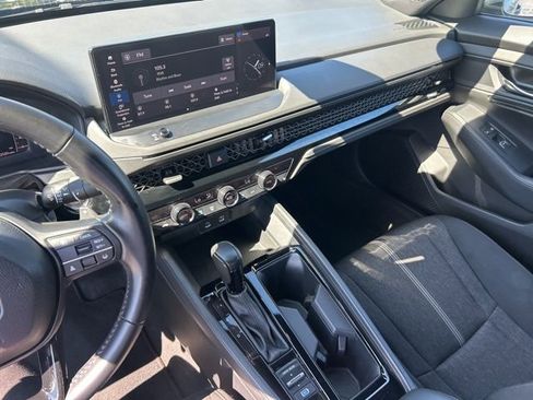 Used 2024 Honda Accord Sport image 28