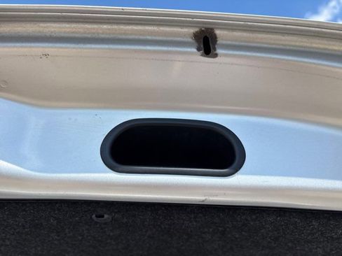 Used 2018 Toyota Prius C Two FWD image 12