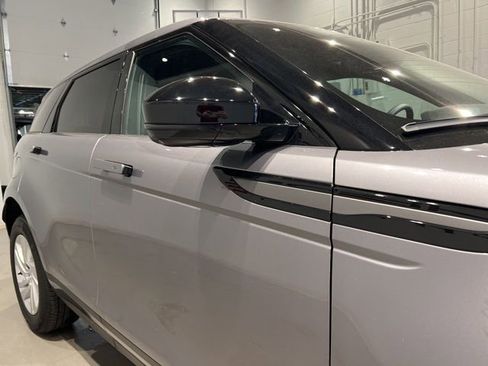 Used 2025 Land Rover Range Rover Evoque S image 5