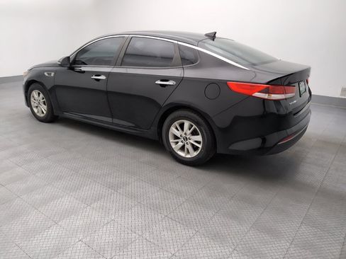 Used 2017 Kia Optima LX FWD image 3