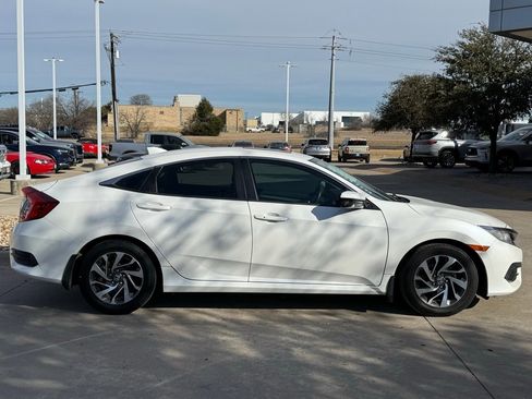 Used 2017 Honda Civic EX image 6