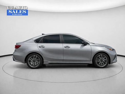 Used 2023 Kia Forte GT-Line w/ GT-Line Premium Package image 7