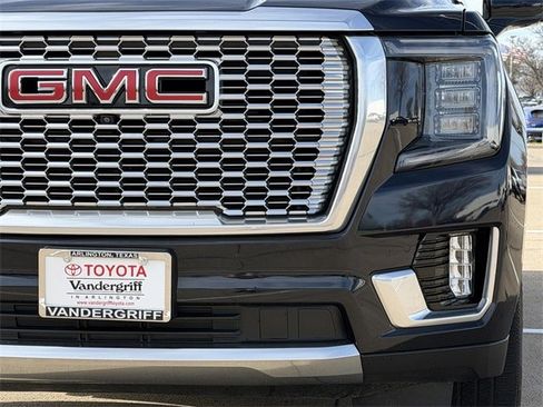 Used 2022 GMC Yukon XL Denali image 9