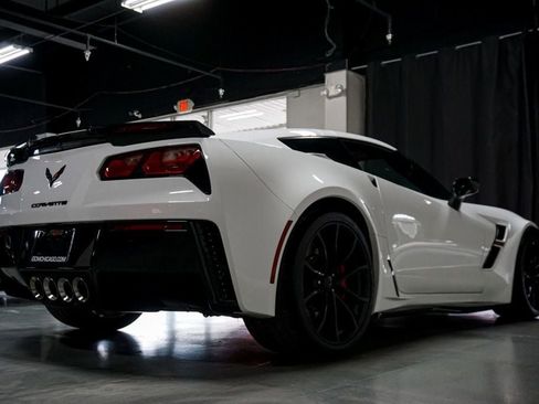 Used 2019 Chevrolet Corvette Grand Sport image 7