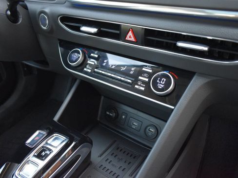 Used 2021 Hyundai Sonata Limited image 23