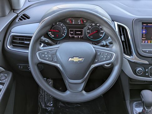 Used 2023 Chevrolet Equinox LS image 13