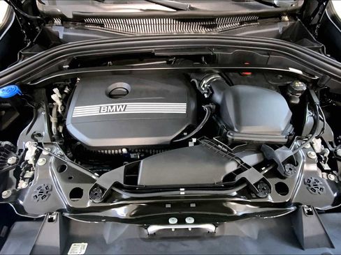 New 2025 BMW X1 xDrive28i w/ Technology Package image 16