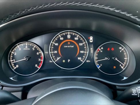 Used 2025 MAZDA MAZDA3 s image 24