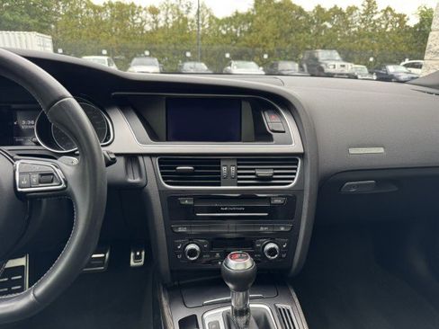 Used 2014 Audi S5 Prestige image 26