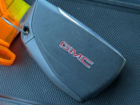 Used 2022 GMC Sierra 1500 Denali w/ Denali Carbonpro Edition image 21