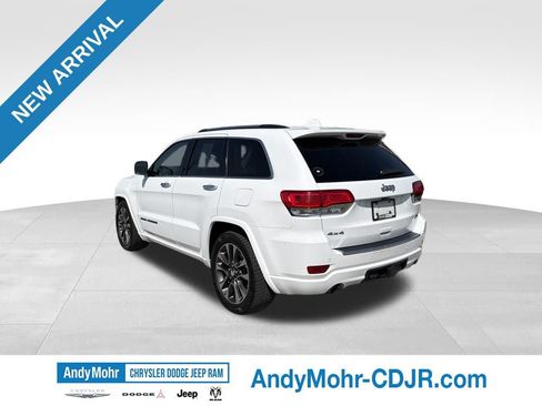 Used 2017 Jeep Grand Cherokee Overland AWD/4WD image 5
