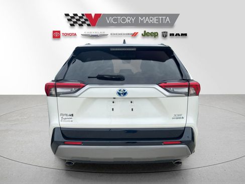 Used 2019 Toyota RAV4 XSE w/ Carpet Mat Package AWD/4WD image 3