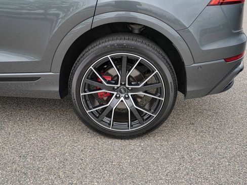 Used 2019 Audi Q8 Prestige AWD/4WD image 13