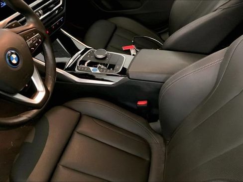 Used 2023 BMW i4 eDrive40 w/ Premium Package RWD image 8