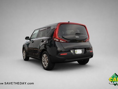 Used 2020 Kia Soul LX FWD image 6