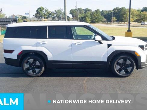 Used 2026 Hyundai Santa Fe SE FWD image 5