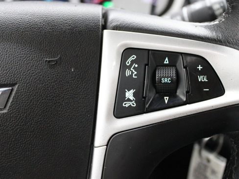 Used 2017 Chevrolet Equinox Premier w/ Enhanced Convenience Package AWD/4WD image 22