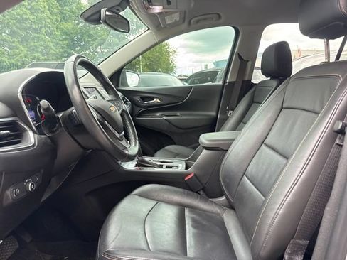 Used 2020 Chevrolet Equinox LT w/ Sport Edition FWD image 13