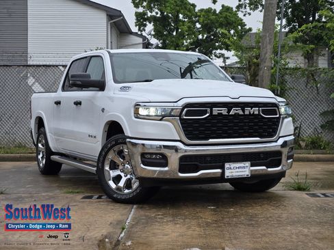 Used 2026 RAM 1500 Lone Star AWD/4WD image 1