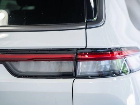 New 2026 Jeep Grand Cherokee L Limited AWD/4WD image 6