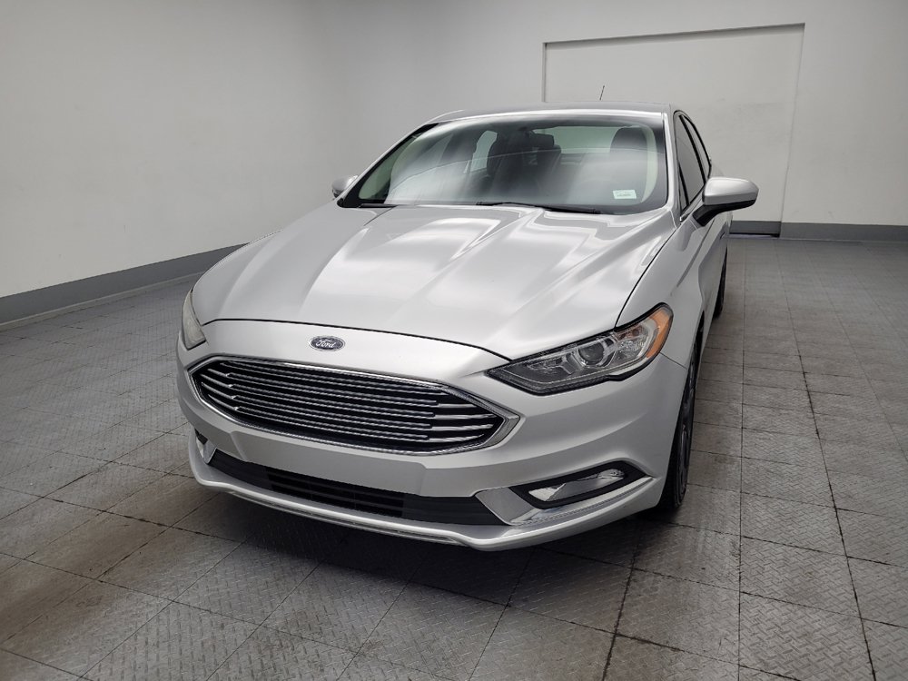 Used 2018 Ford Fusion SE w/ Equipment Group 201A FWD image 15