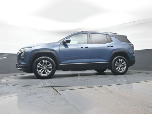 Used 2025 Chevrolet Equinox LT w/ Convenience Package II image 25