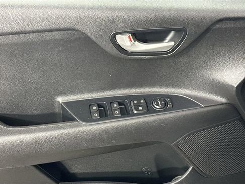 Used 2019 Kia Rio S image 22