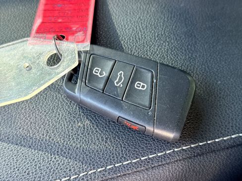 Certified 2024 Volkswagen Taos S FWD image 42