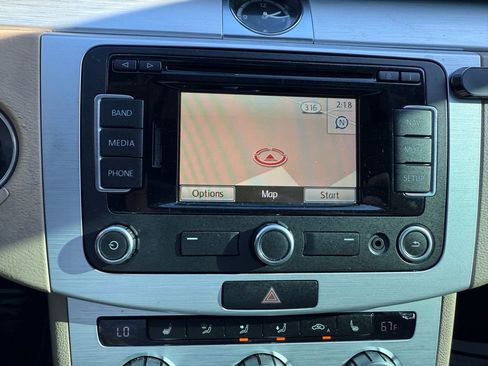 Used 2015 Volkswagen CC Sport image 10