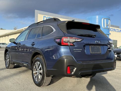 Used 2020 Subaru Outback Premium image 7