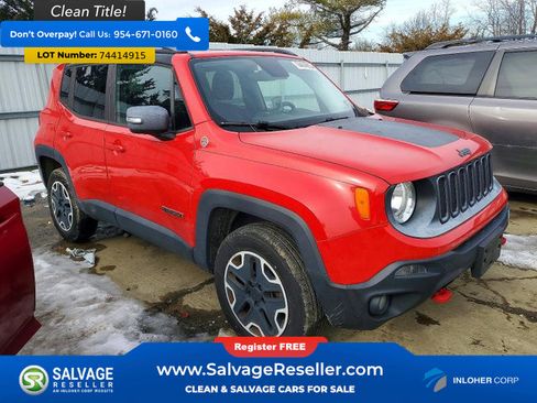 Used 2015 Jeep Renegade Trailhawk image 5