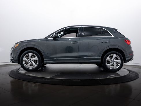 Used 2020 Audi Q3 2.0T Premium w/ Convenience Package image 6