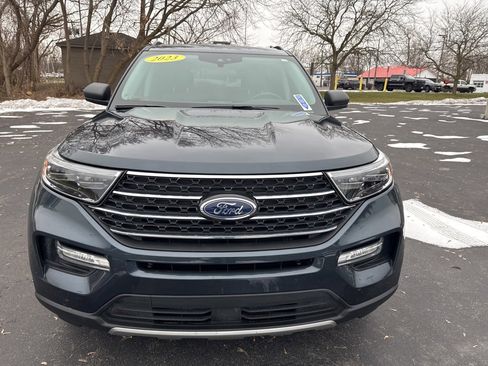 Used 2023 Ford Explorer XLT w/ Equipment Group 202A image 2