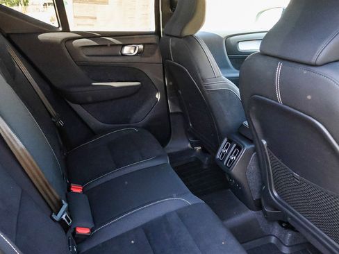 New 2026 Volvo XC40 B5 Ultra w/ Climate Package image 21