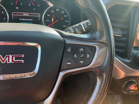 Used 2018 GMC Acadia SLT AWD/4WD image 12