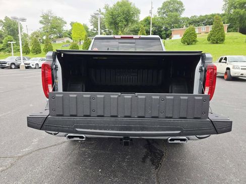 New 2026 GMC Sierra 1500 SLT w/ SLT Premium Plus Package AWD/4WD image 19