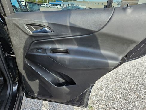 Used 2022 Chevrolet Equinox LT image 29