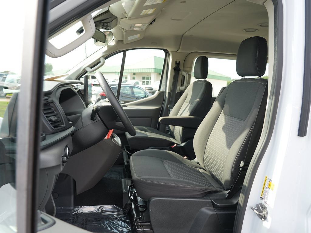 Used 2023 Ford Transit 350 XLT RWD image 11