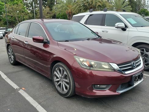 Used 2014 Honda Accord Sport image 2