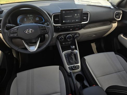 New 2026 Hyundai Venue SEL FWD image 23