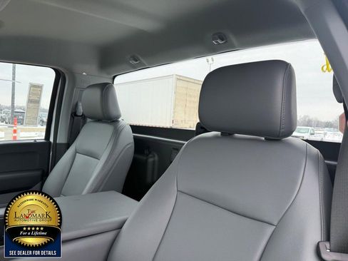 Used 2023 Ford F250 XL w/ XL Chrome Package image 9