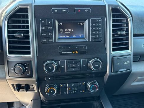 Used 2017 Ford F250 XLT w/ XLT Value Package AWD/4WD image 17