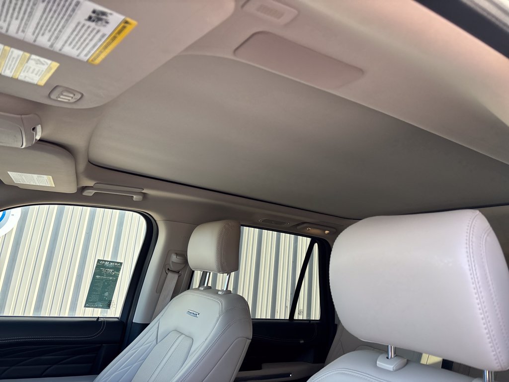 Used 2024 Ford Expedition Max Platinum AWD/4WD image 29
