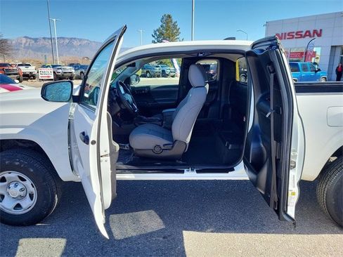 Used 2023 Toyota Tacoma SR image 8