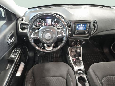 Used 2018 Jeep Compass Sport w/ Cold Weather Group AWD/4WD image 36