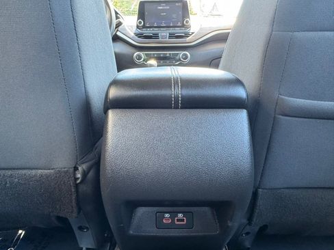 Used 2024 Nissan Altima 2.5 SV FWD image 28
